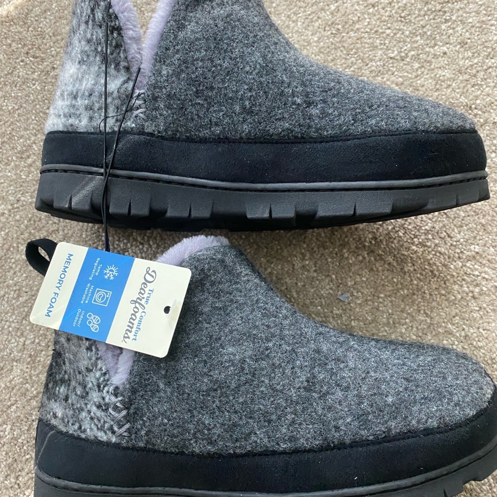 Dearfoams Charcoal and Lavender Slippers